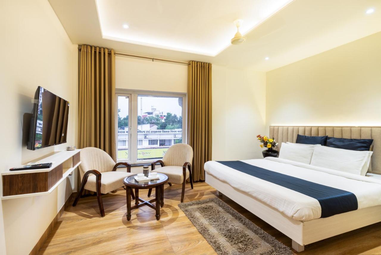 Hotel Morya Meghdoot, Bhopal Esterno foto